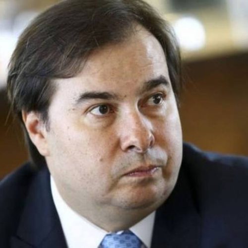 Rodrigo Maia defende autorizaÃÂ§ÃÂ£o de vacina do Instituto Butantan