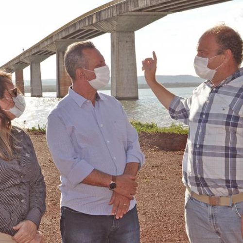 Governador em exercÃÂ­cio, Antonio Andrade, vistoria obras da Ponte de Porto Nacional