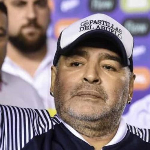 Morre Diego Maradona, aos 60 anos, apÃÂ³s parada cardiorrespiratÃÂ³ria