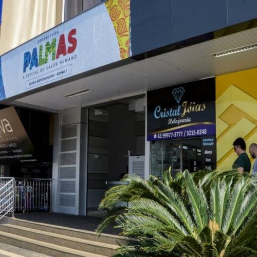 Prefeitura de Palmas quita folha e injeta R$ 49,7 milhÃÂµes na cidade