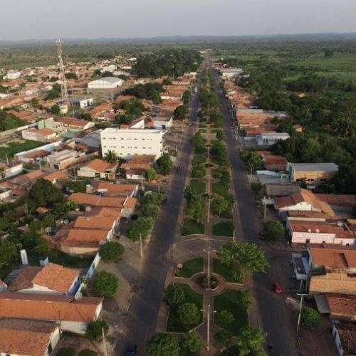 Mauro Carlesse apresenta projeto do curso de Medicina da Unitins em AugustinÃÂ³polis