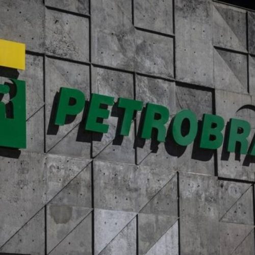 Petrobras aumenta pela 41Ãª vez sÃÂ³ este ano, o valor do diesel e da gasolina