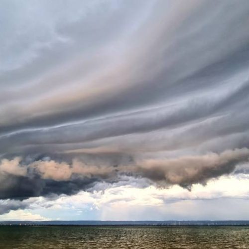 Fim dos tempos? NÃÂ£o! Meteorologista diz que nuvem que passou por cÃÂ©u da capital sÃÂ£o comuns na regiÃÂ£o