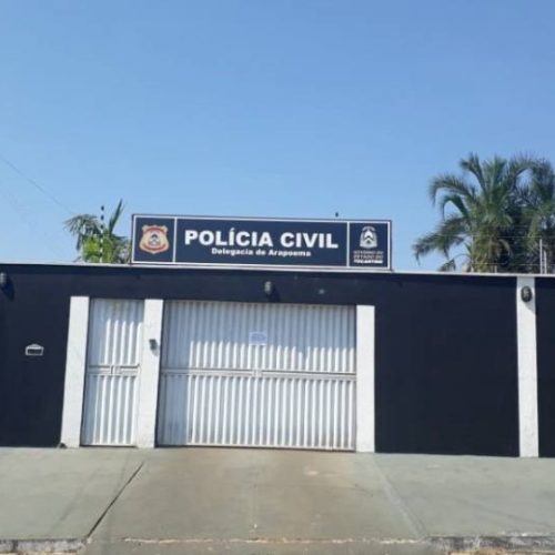 Em Arapoema, PolÃÂ­cia fecha ponto de venda de drogas e prende dois homens