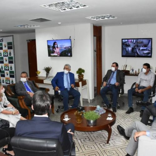 Antônio Andrade e deputados recebem presidente da União Nacional dos Legisladores e Legislativo Estaduais