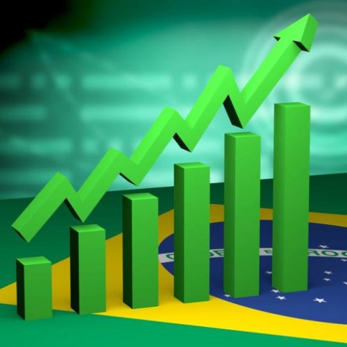 Mercado financeiro brasileiro eleva previsão de crescimento do PIB para 4,36%