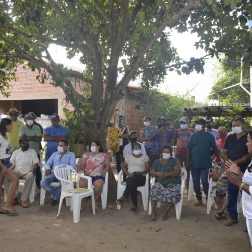 Incra, em parceria com a prefeitura, entregam títulos de propriedade aos assentados do Lago Verde