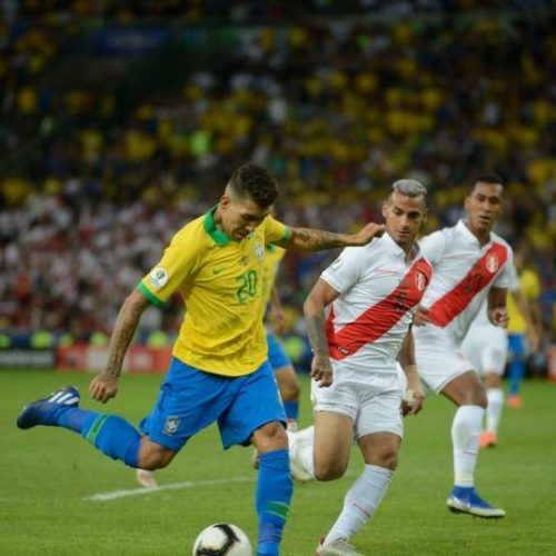 Copa América: Brasil enfrenta seleção peruana no Estádio Nilton Santos na cidade do Rio de Janeiro