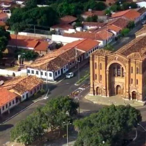 Justiça atende MP e determina a suspensão de obra particular em área pública de Porto Nacional