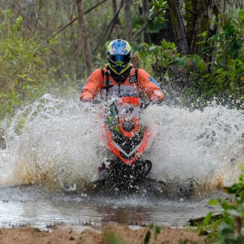 Rally dos Sertões 2021: Competidores desbravam areias do solo jalapoense em São Felix do TO