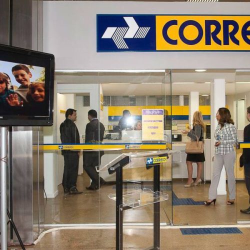 CÃ¢mara aprova texto-base que autoriza a privatização da empresa brasileira Correios