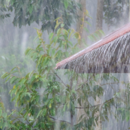 Inmet emite alerta de chuvas e tempestades para 76 municípios de Tocantins, válido até 3 de outubro. Temperaturas elevadas e seca também marcam o mês.