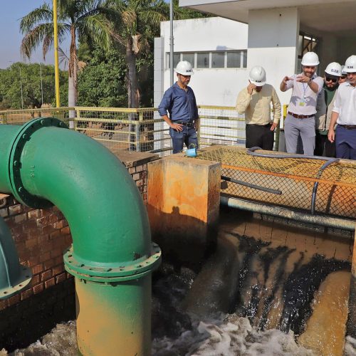 No local, a equipe do Governo do Tocantins acompanhou de perto o processo de tratamento da água . Crédito Aldivan Nogueira